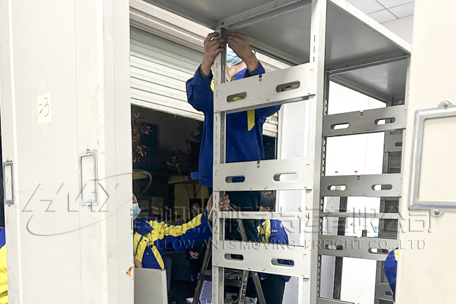 搬遷作業(yè)現(xiàn)場(chǎng)